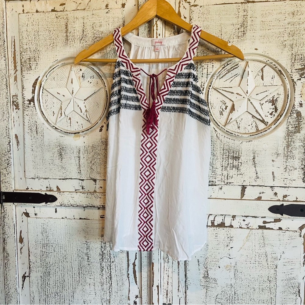 White and Black Patterned Women's Top